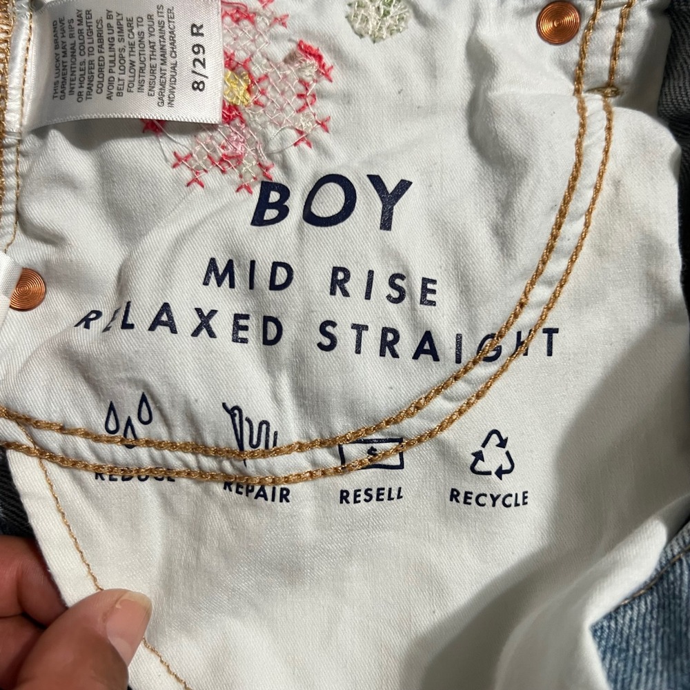 Lucky Brand Boy Mid Rise Relaxed Straight Embroidered Floral Jeans Light Wash 8 - Picture 10 of 11